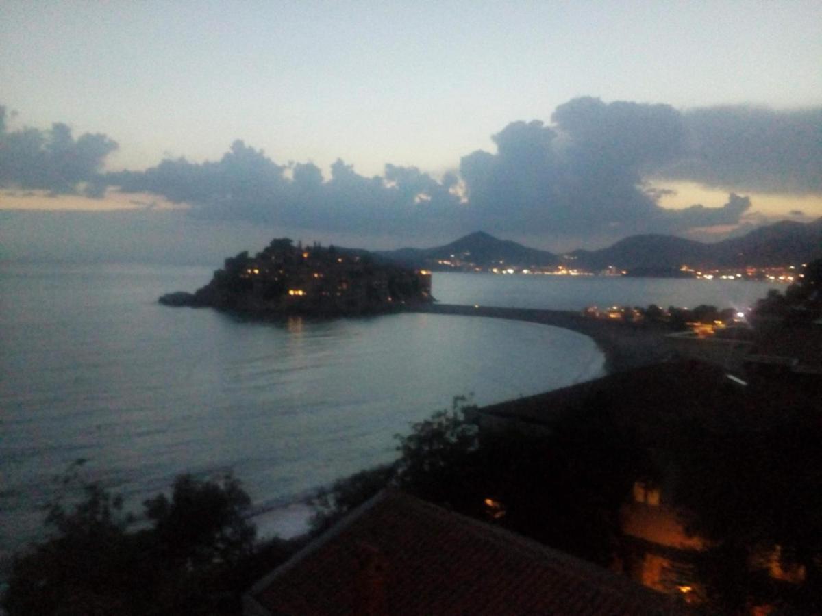 Ana Apartmani Sveti Stefan Luaran gambar