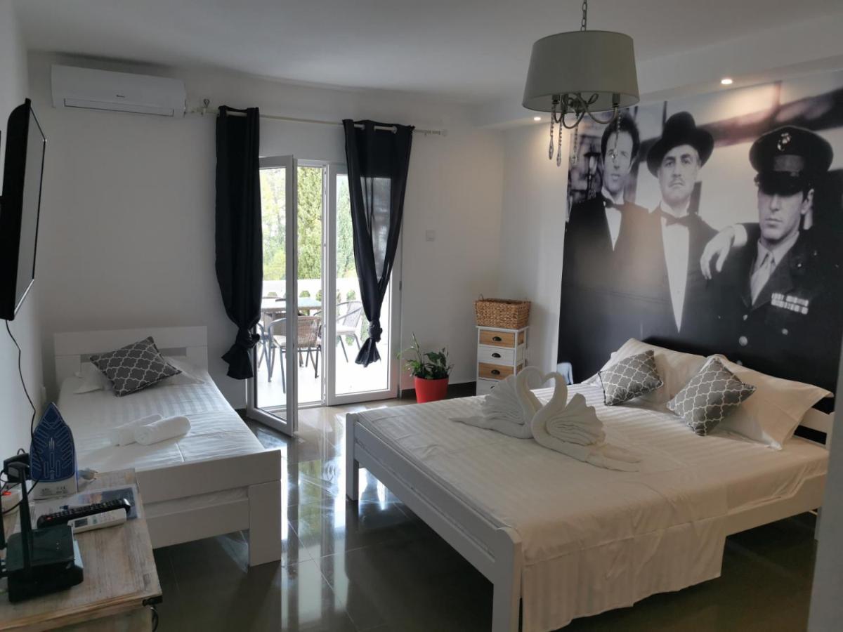Ana Apartmani Sveti Stefan Luaran gambar