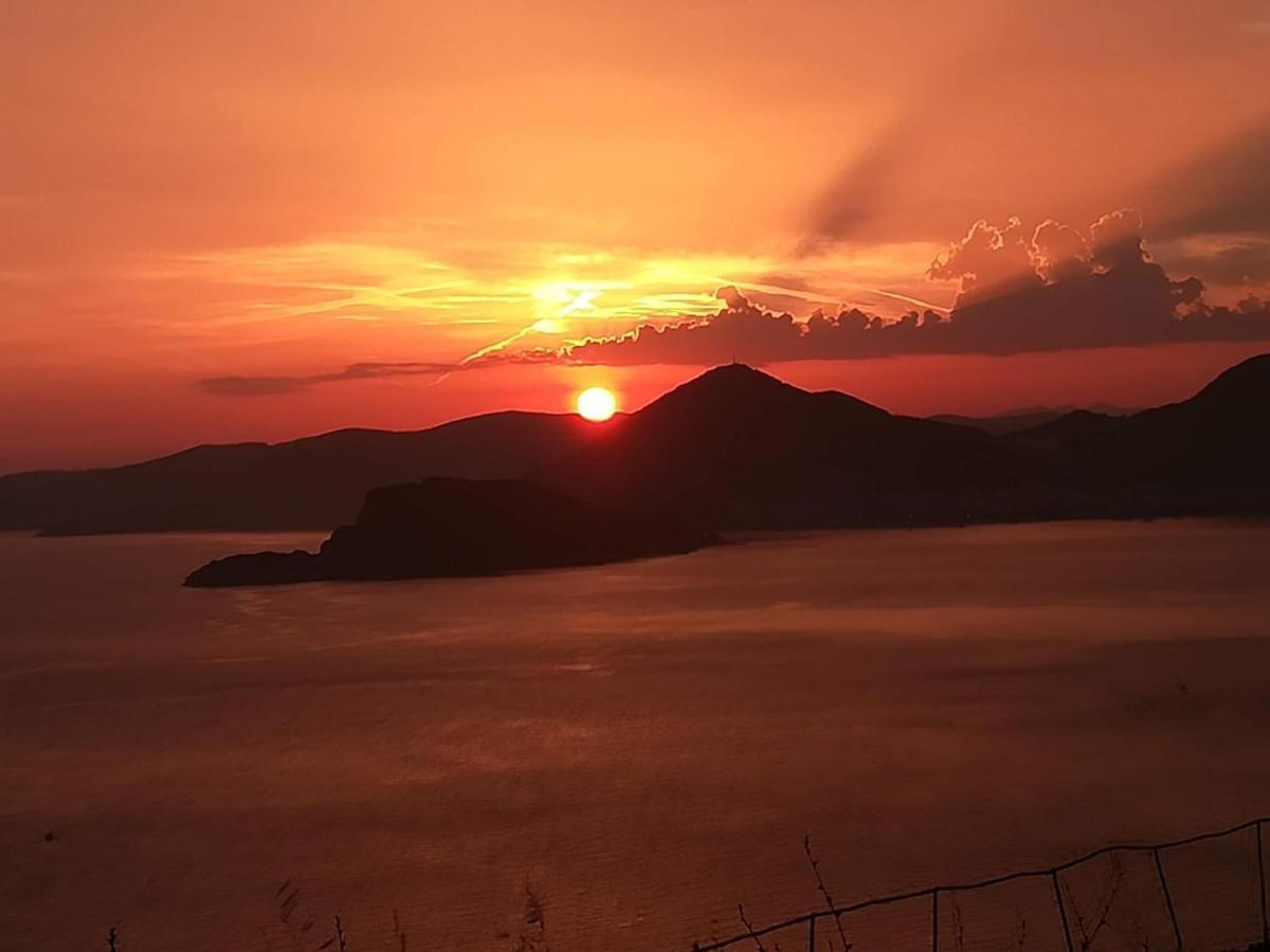 Ana Apartmani Sveti Stefan Luaran gambar